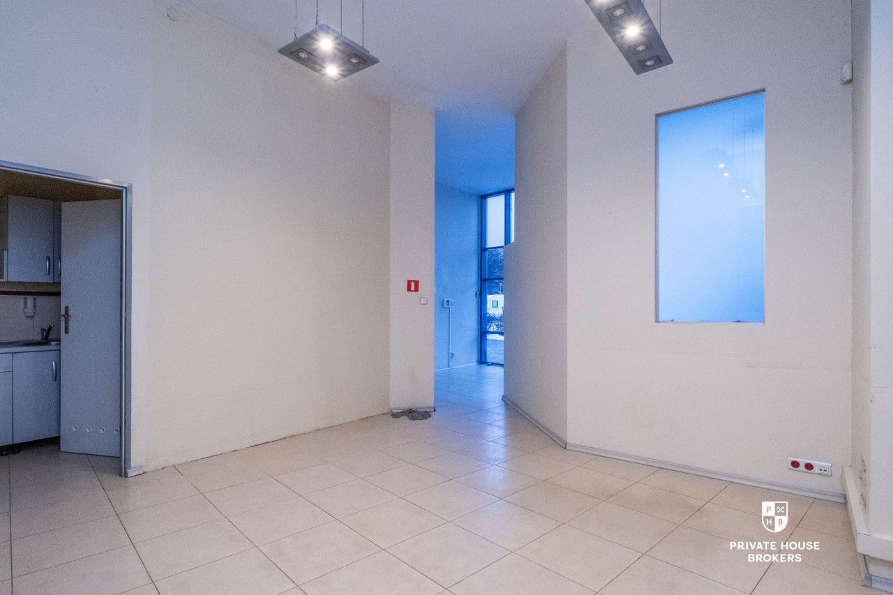 Commercial space for rent Czyżyny district 62 mkw - Commercial premises - Rent - Kraków, Nowa Huta / Czyżyny