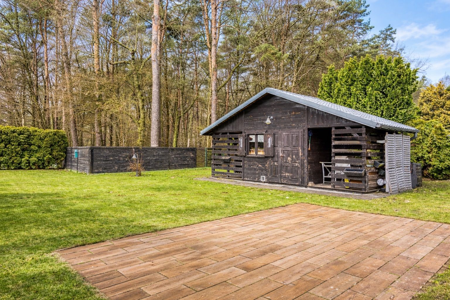 Premium class house with private access to the forest - Дім - Продаж - Rzeszowski, Trzebownisko / Tajęcina