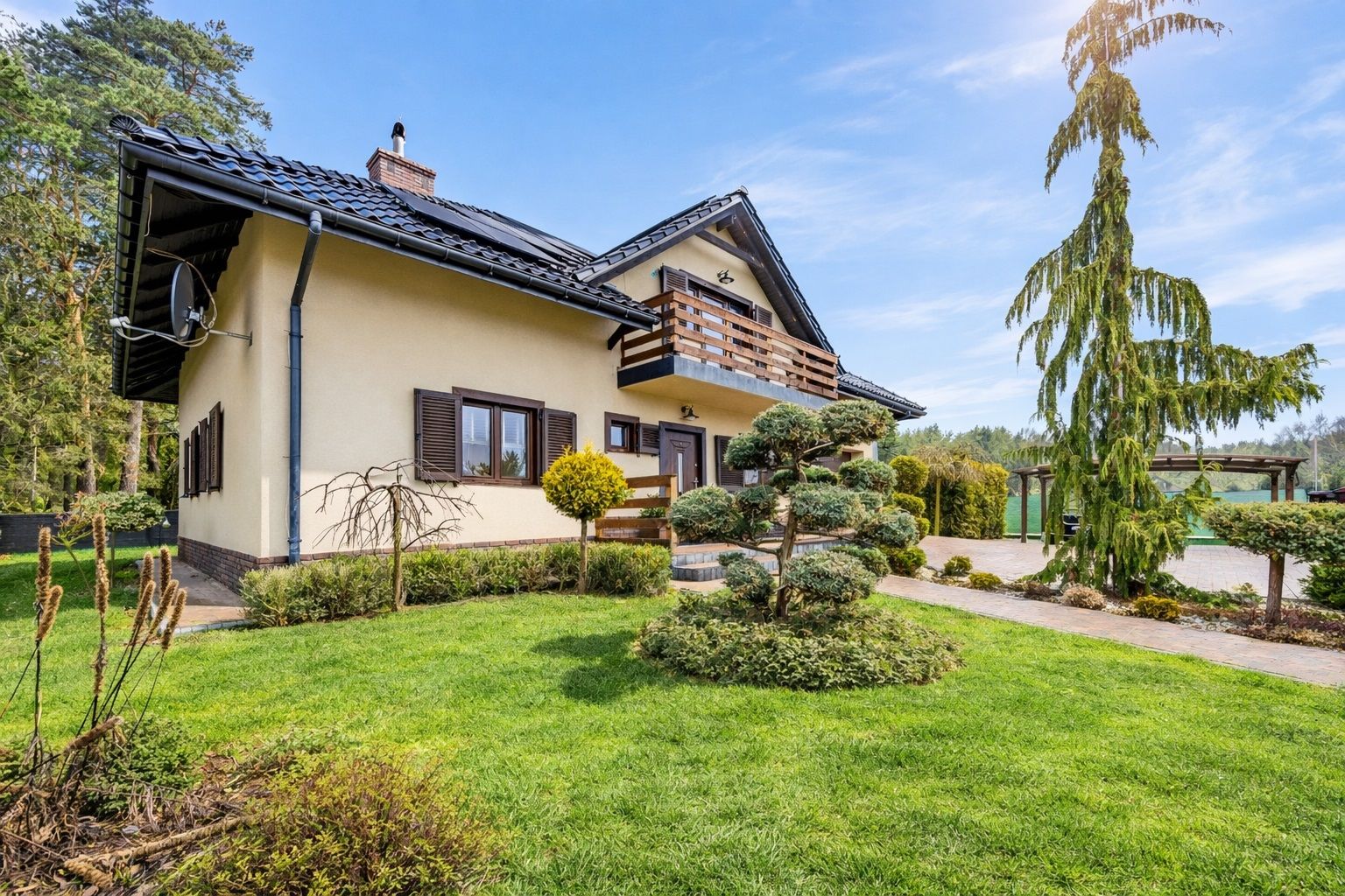 Premium class house with private access to the forest - House - Sale - Rzeszowski, Trzebownisko / Tajęcina