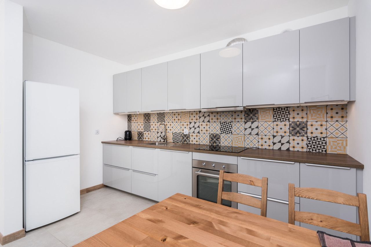 FOR RENT! Apartment – 2 separate rooms, plus a parking space in the garage, al. 29 Listopada - Квартира - Оренда - Kraków, Śródmieście