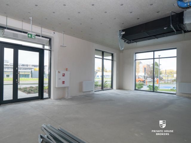 Commercial space for rent Walerego Sławka street 178 sqm - Commercial premises - Rent - Kraków, Podgórze