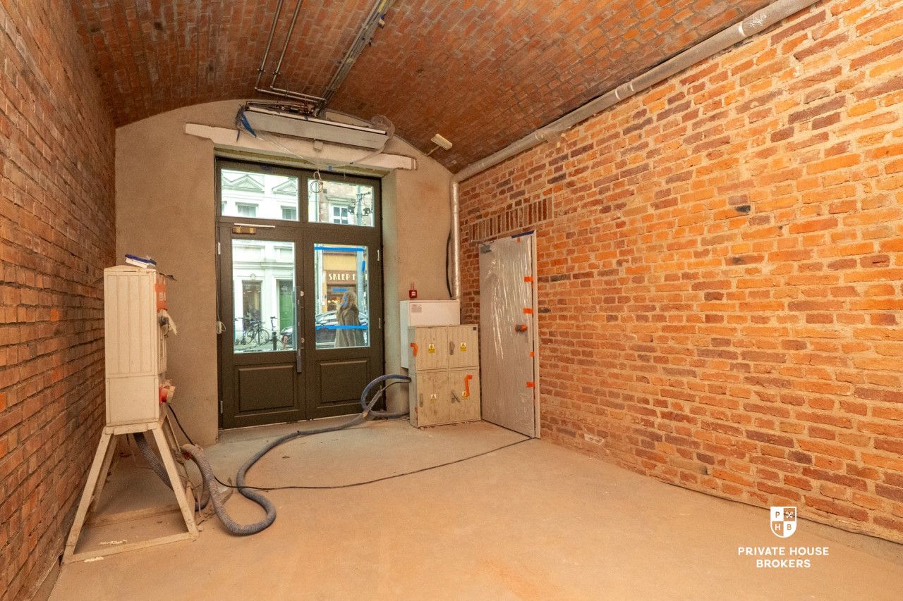 Commercial space for rent 22 sqm Kalwaryjska street - Комерційне приміщення - Оренда - Kraków, Podgórze