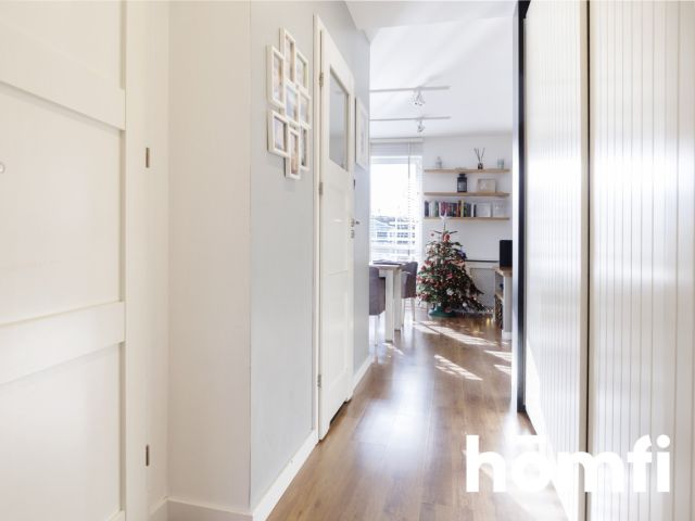 Przestronne mieszkanie z garażem i komórką - Mieszkanie - Sprzedaż - Kielce, Herby