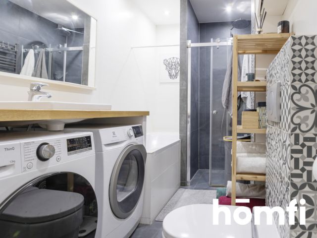 Spacious apartment with garage and storage room - Квартира - Продаж - Kielce, Herby