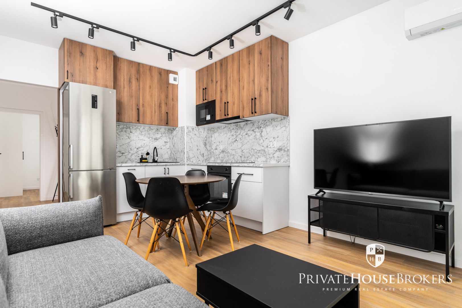 Cozy apartment with terracce at Lema street near to Lotników Park - Apartment - Rent - Kraków, Śródmieście / Grzegórzki