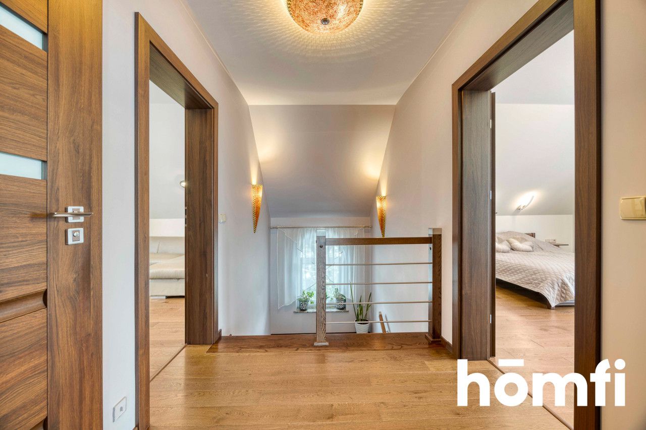 Dom wolnostojący z klimatyzacją i fotowoltaiką - Dom - Sprzedaż - Rzeszowski, Boguchwała