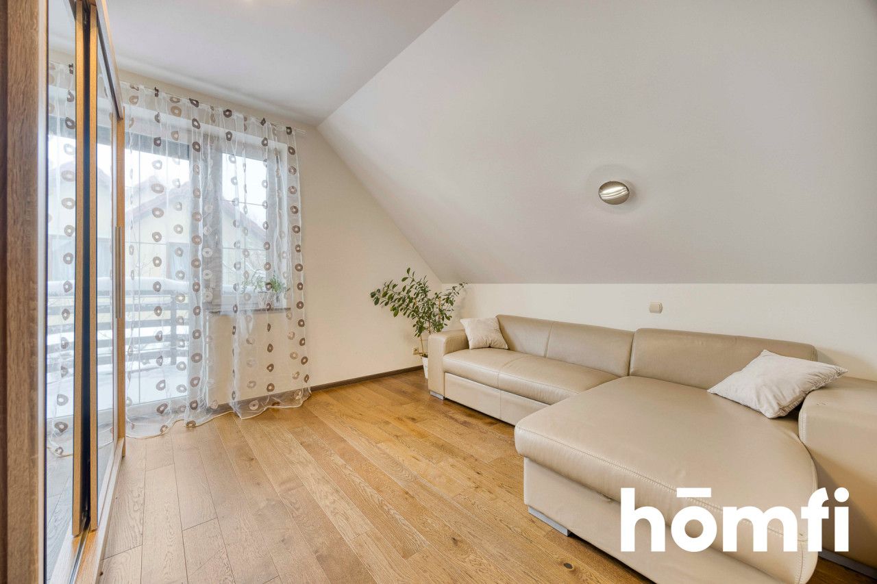 Dom wolnostojący z klimatyzacją i fotowoltaiką - Dom - Sprzedaż - Rzeszowski, Boguchwała