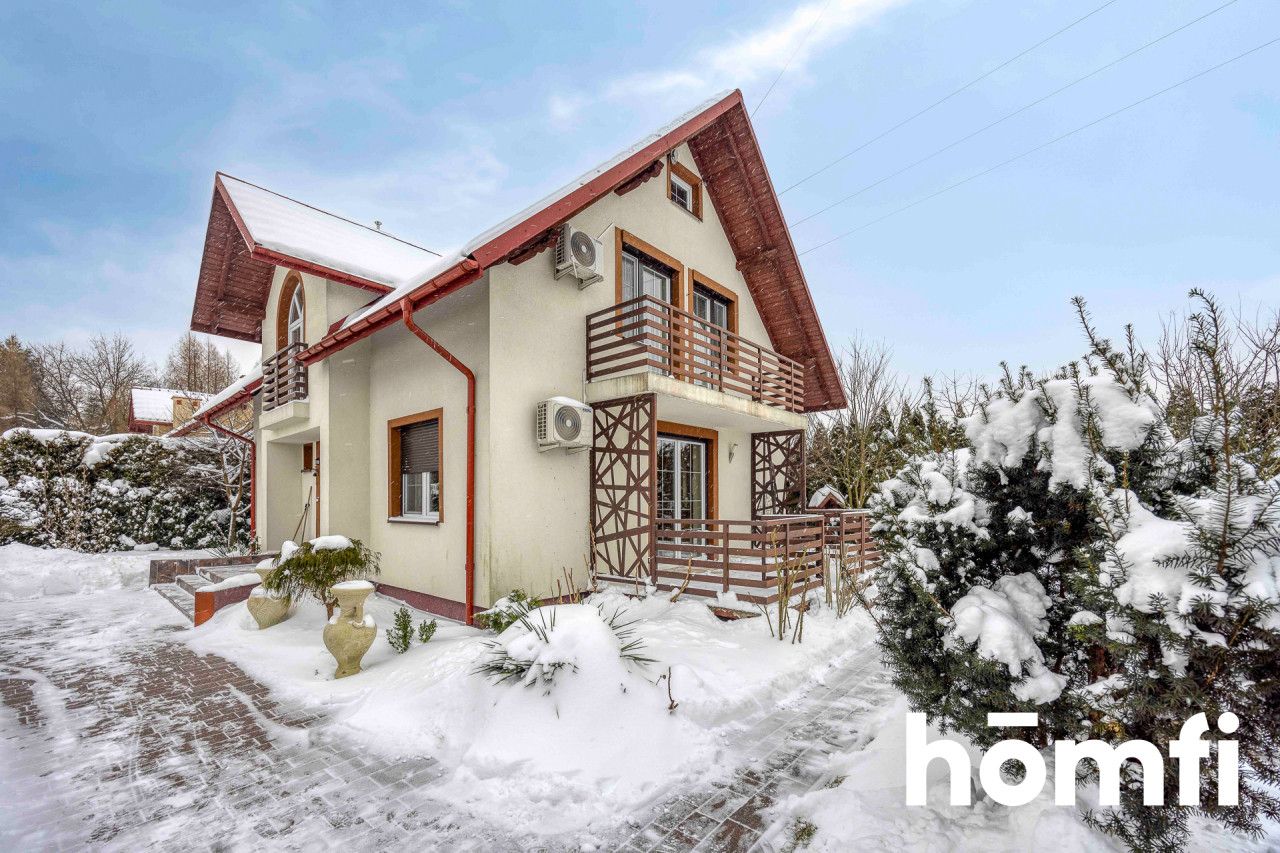 Dom wolnostojący z klimatyzacją i fotowoltaiką - Dom - Sprzedaż - Rzeszowski, Boguchwała