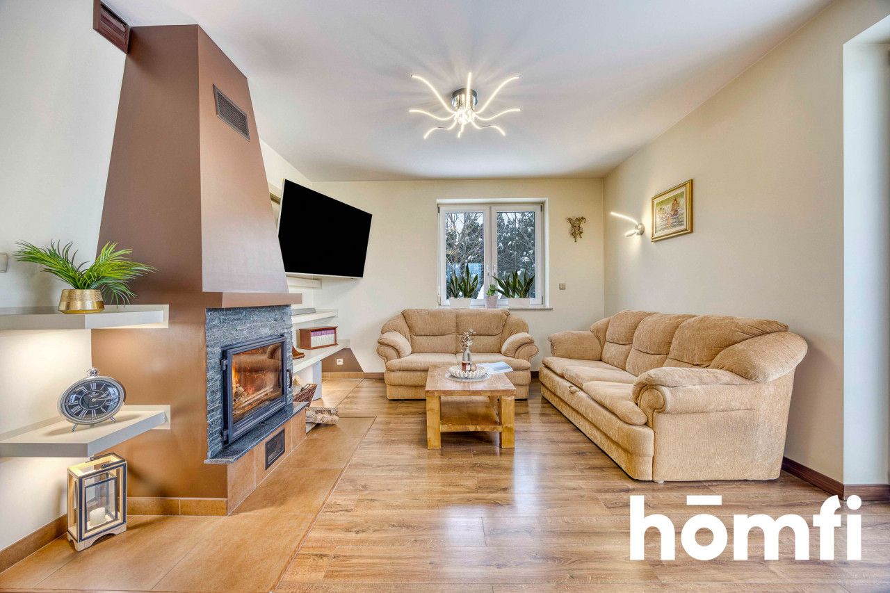 Dom wolnostojący z klimatyzacją i fotowoltaiką - Dom - Sprzedaż - Rzeszowski, Boguchwała