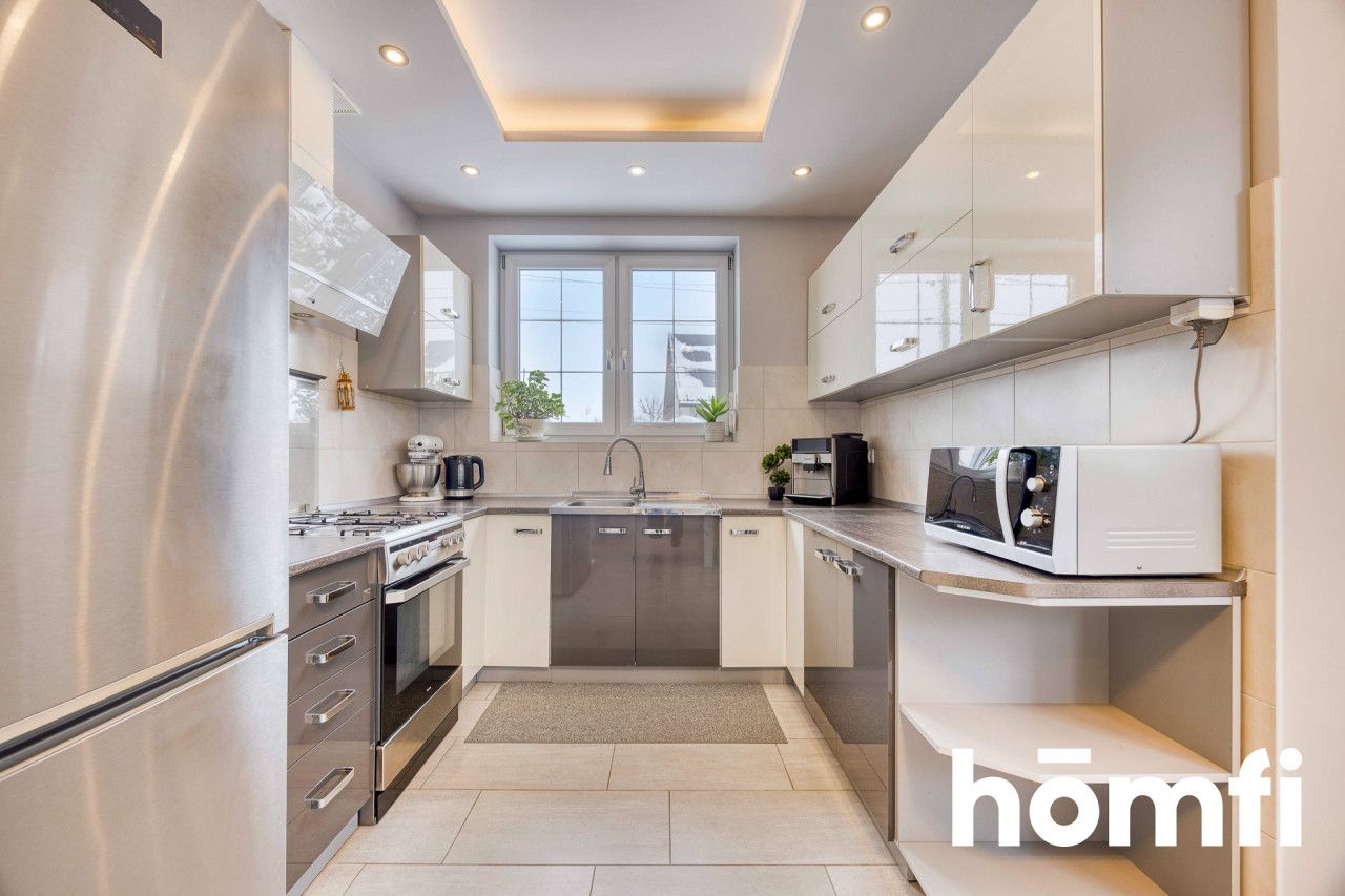 Dom wolnostojący z klimatyzacją i fotowoltaiką - Dom - Sprzedaż - Rzeszowski, Boguchwała