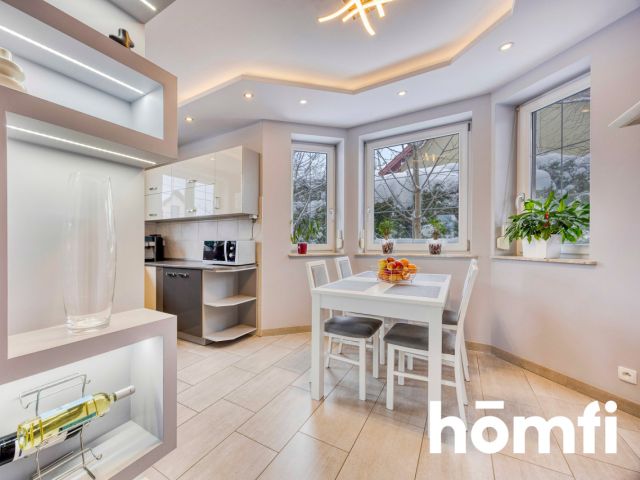 Detached house with air conditioning and photovoltaics - Дім - Продаж - Rzeszowski, Boguchwała