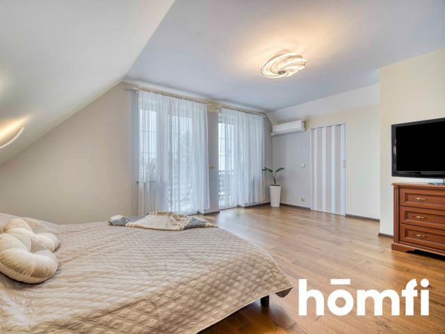 Detached house with air conditioning and photovoltaics - Дім - Продаж - Rzeszowski, Boguchwała