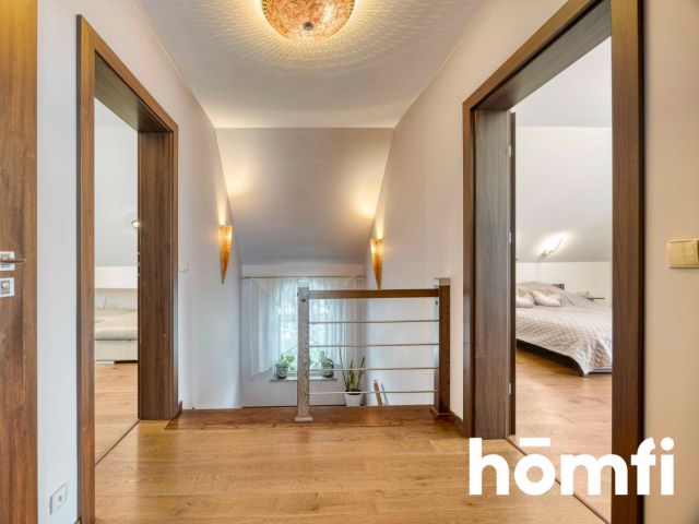 Dom wolnostojący z klimatyzacją i fotowoltaiką - Dom - Sprzedaż - Rzeszowski, Boguchwała