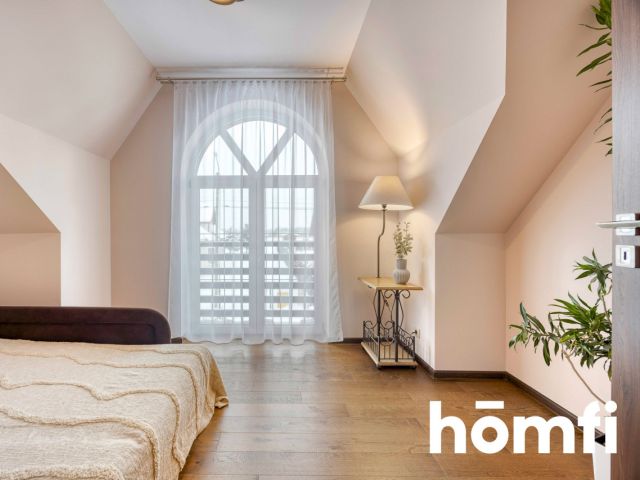 Detached house with air conditioning and photovoltaics - Дім - Продаж - Rzeszowski, Boguchwała