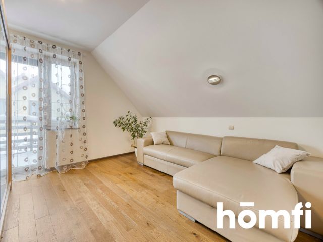 Detached house with air conditioning and photovoltaics - Дім - Продаж - Rzeszowski, Boguchwała