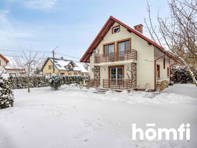 Dom wolnostojący z klimatyzacją i fotowoltaiką - Dom - Sprzedaż - Rzeszowski, Boguchwała