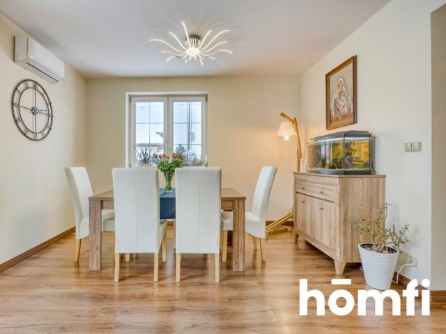 Dom wolnostojący z klimatyzacją i fotowoltaiką - Dom - Sprzedaż - Rzeszowski, Boguchwała