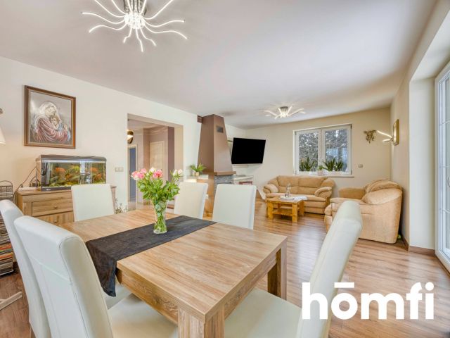 Dom wolnostojący z klimatyzacją i fotowoltaiką - Dom - Sprzedaż - Rzeszowski, Boguchwała