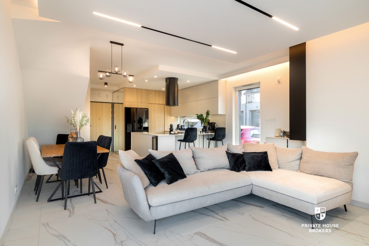 Luxury 3-Bedroom Terraced House with Garden in Mogilany - Будинок - Продаж - Krakowski, Mogilany