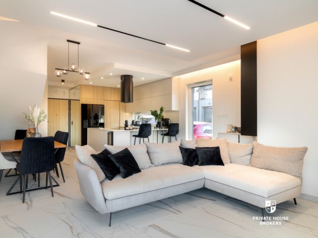 Luxury 3-Bedroom Terraced House with Garden in Mogilany - House - Sale - Krakowski, Mogilany