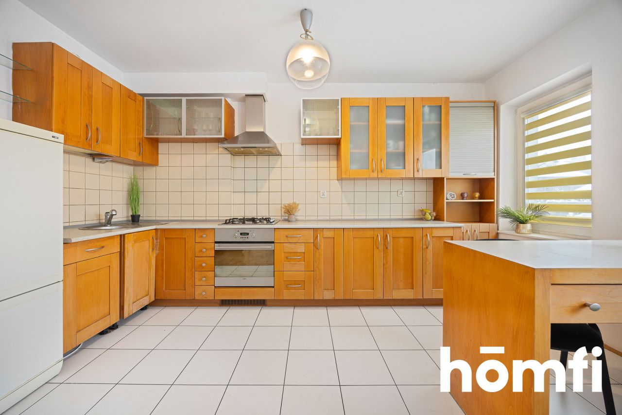 Możliwość podziału na 6 mieszkań | Fotowoltaika - Dom - Sprzedaż - Rzeszów, Zalesie