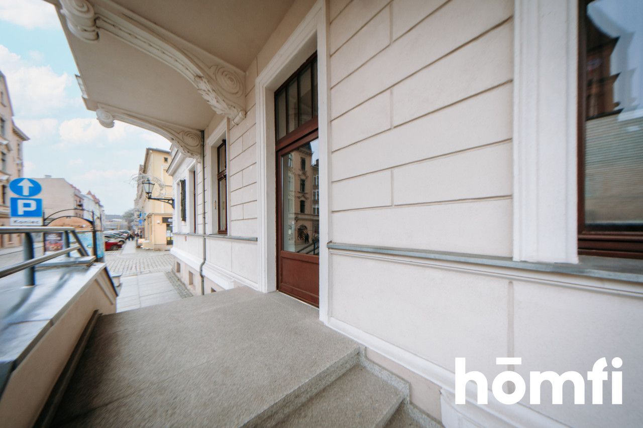 Commercial premises of 46 m² at Nowy Rynek in Toruń - Комерційне приміщення - Оренда - Toruń