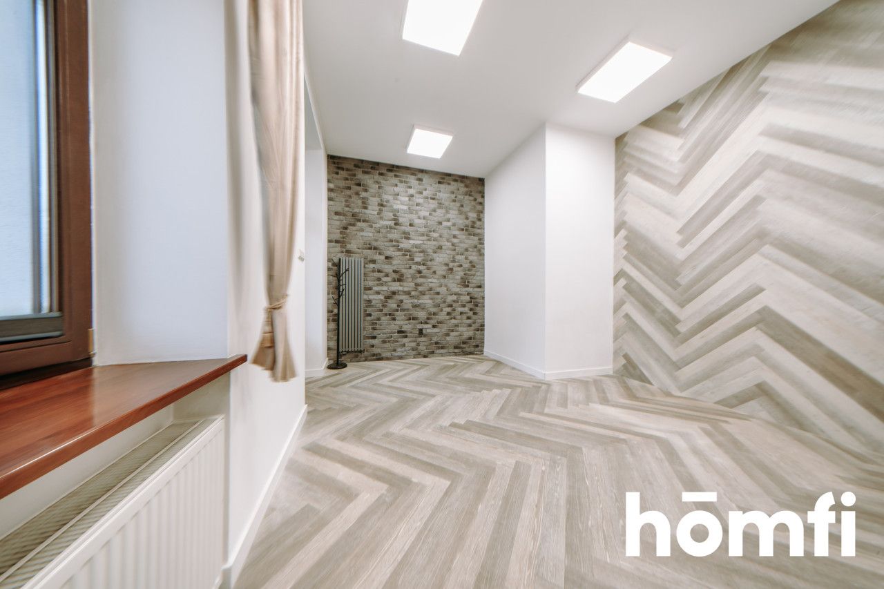 Commercial premises of 46 m² at Nowy Rynek in Toruń - Комерційне приміщення - Оренда - Toruń