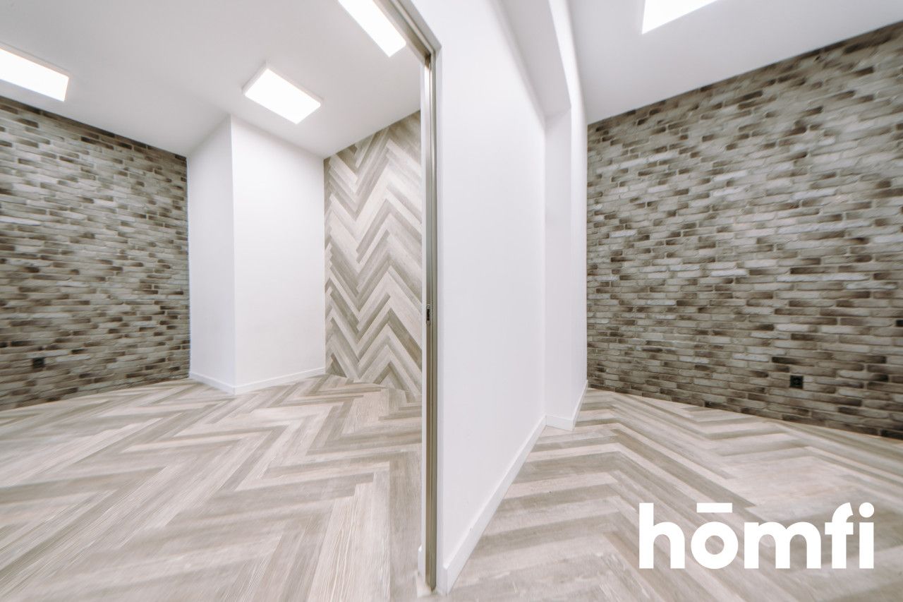 Commercial premises of 46 m² at Nowy Rynek in Toruń - Комерційне приміщення - Оренда - Toruń