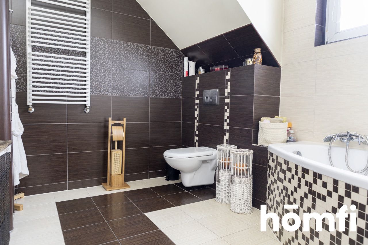 DOM GOTOWY DO WPROWADZENIA, 10 KM OD KIELC - Dom - Sprzedaż - Kielecki, Piekoszów