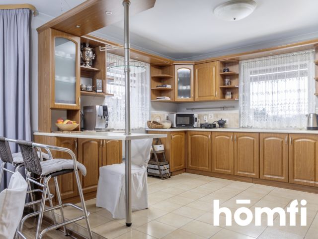 HOUSE READY TO MOVE IN, 10 KM FROM KIELCE - Дім - Продаж - Kielecki, Piekoszów