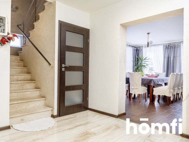 HOUSE READY TO MOVE IN, 10 KM FROM KIELCE - Дім - Продаж - Kielecki, Piekoszów