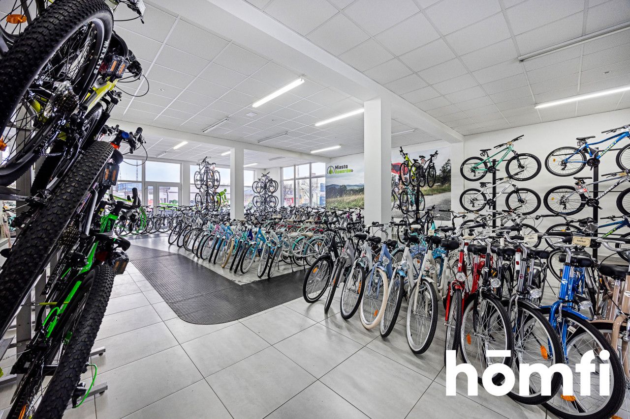 Office–Retail–Warehouse Property near A4, Dębica - Комерційне приміщення - Продаж - Dębicki, Dębica