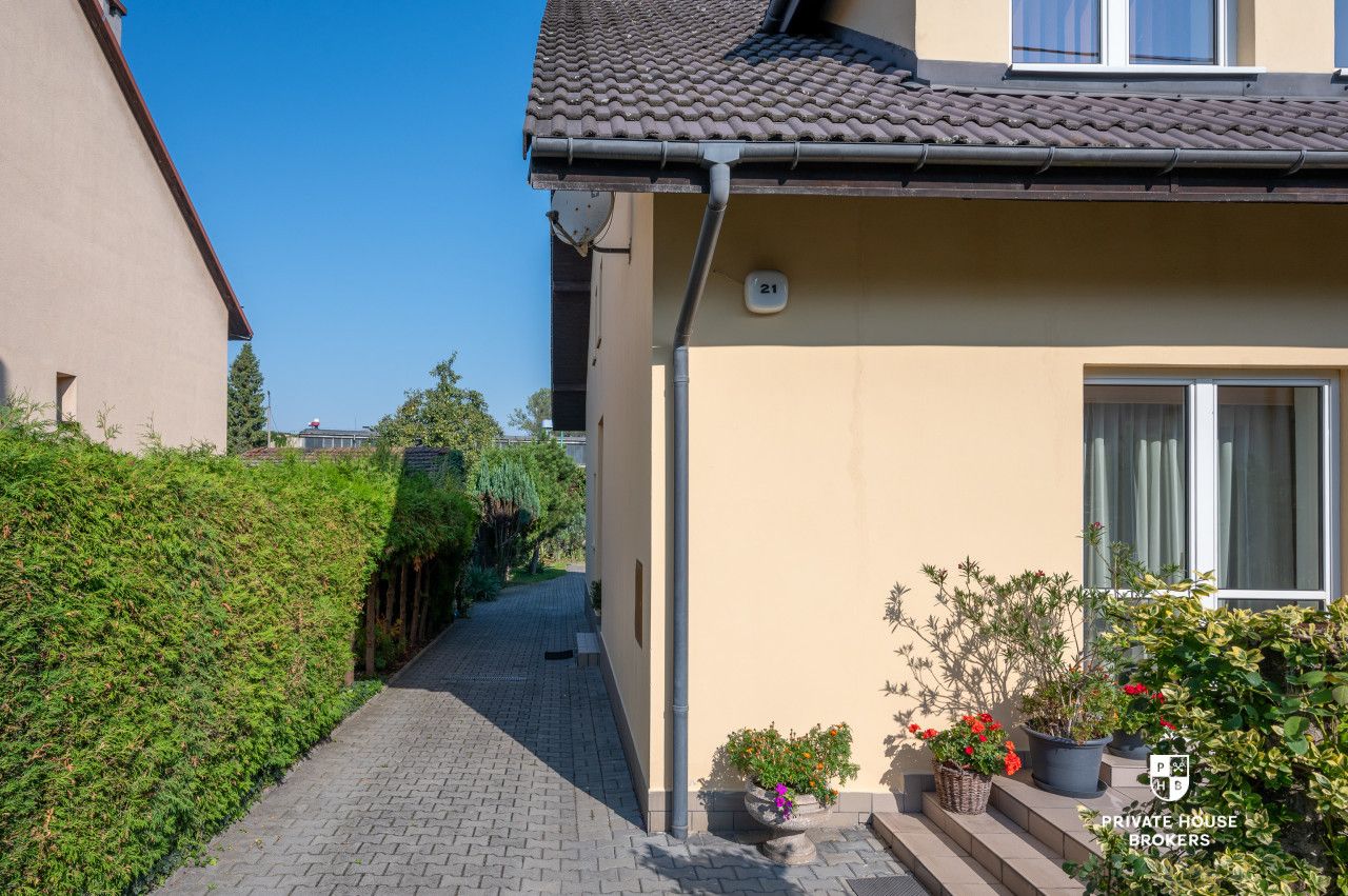 Funkcjonalny dom w zabudowie bliźniaczej – cicha, a zarazem doskonale skomunikowana Lokalizacja! - Dom - Sprzedaż - Kraków, Podgórze / Bieżanów-Prokocim