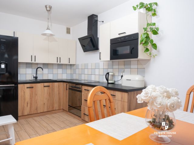 Funkcjonalny dom w zabudowie bliźniaczej – cicha, a zarazem doskonale skomunikowana Lokalizacja! - Dom - Sprzedaż - Kraków, Podgórze / Bieżanów-Prokocim