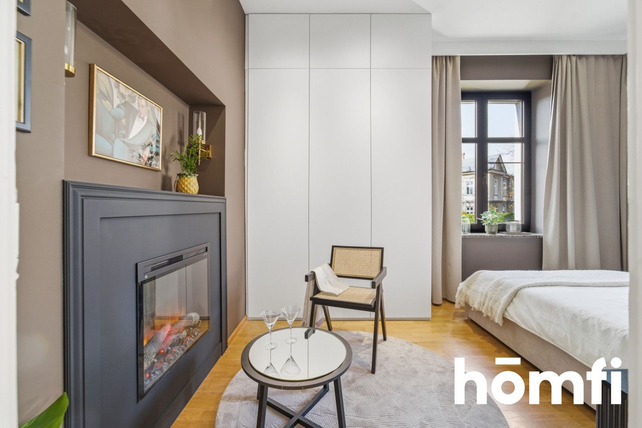 A CHARMING APARTMENT IN BIELSKO-BIALA - Квартира - Продаж - Bielsko-Biała, Śródmieście