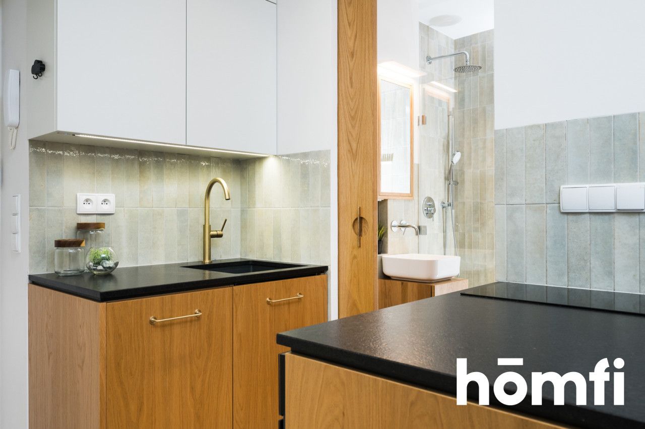 COMFORTABLE STUDIO APARTMENT WITH BALCONY / ŁOBZÓW / BRONOWICKA / ARMII KRAJOWEJ / AGH / UJ / PK - Apartment - Rent - Kraków, Krowodrza / Bronowice