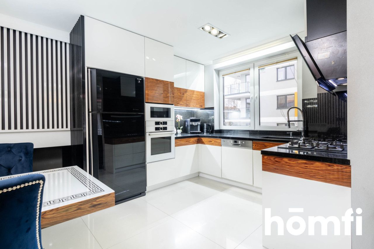 Dwupoziomowe mieszkanie 120m2 z ogródkiem - Mieszkanie - Sprzedaż - Wołomiński, Ząbki