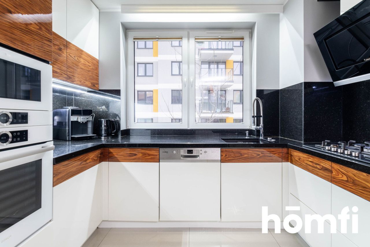 Dwupoziomowe mieszkanie 120m2 z ogródkiem - Mieszkanie - Sprzedaż - Wołomiński, Ząbki