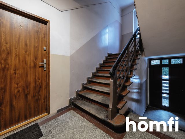 SPACIOUS GROUND FLOOR APARTMENT NEAR KASPROWICZ PARK - Квартира - Продаж - Poznań, Grunwald / Łazarz