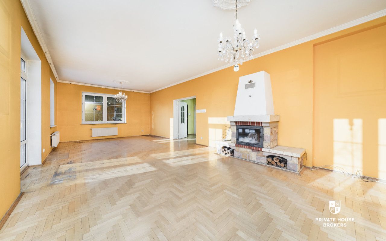 House for renovation on 10 acres plot - perfect location - Księcia Józefa street - House - Sale - Kraków, Krowodrza / Bielany