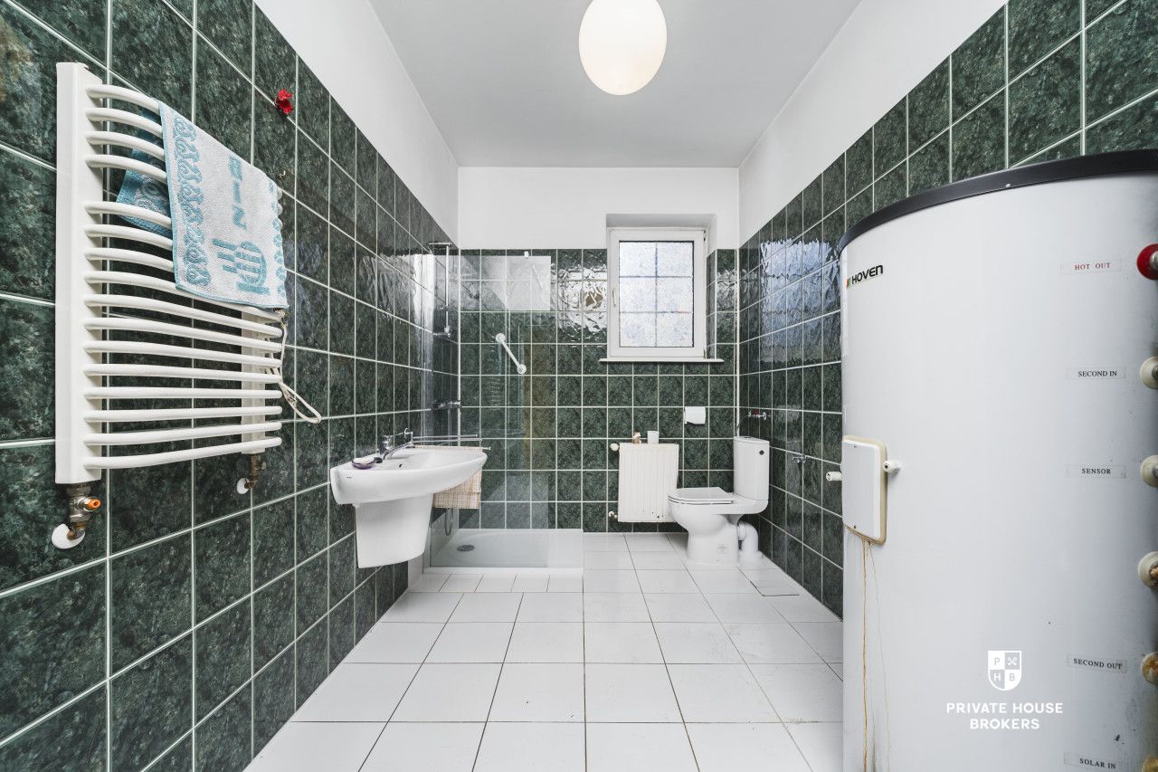 House for renovation on 10 acres plot - perfect location - Księcia Józefa street - House - Sale - Kraków, Krowodrza / Bielany