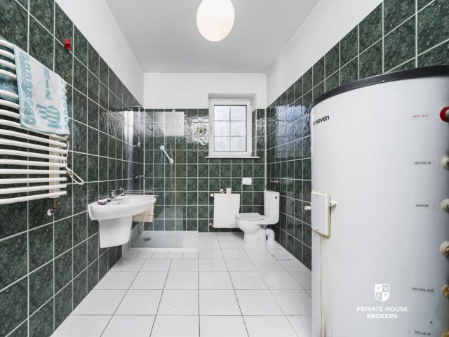 House for renovation on 10 acres plot - perfect location - Księcia Józefa street - House - Sale - Kraków, Krowodrza / Bielany