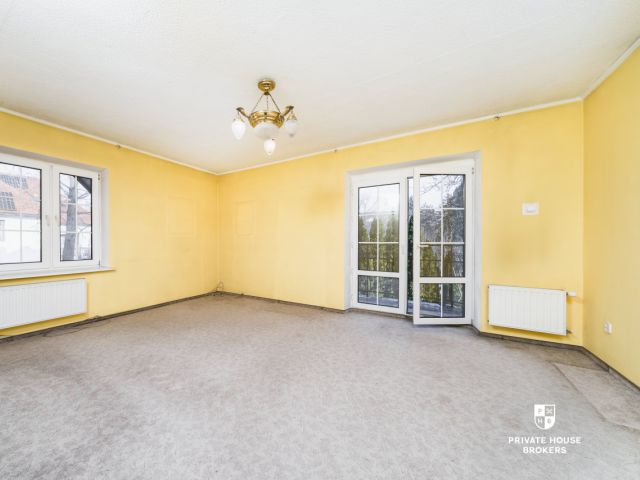 House for renovation on 10 acres plot - perfect location - Księcia Józefa street - House - Sale - Kraków, Krowodrza / Bielany