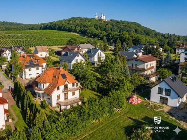 House for renovation on 10 acres plot - perfect location - Księcia Józefa street - House - Sale - Kraków, Krowodrza / Bielany