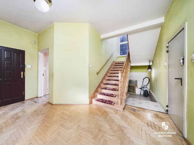 House for renovation on 10 acres plot - perfect location - Księcia Józefa street - House - Sale - Kraków, Krowodrza / Bielany