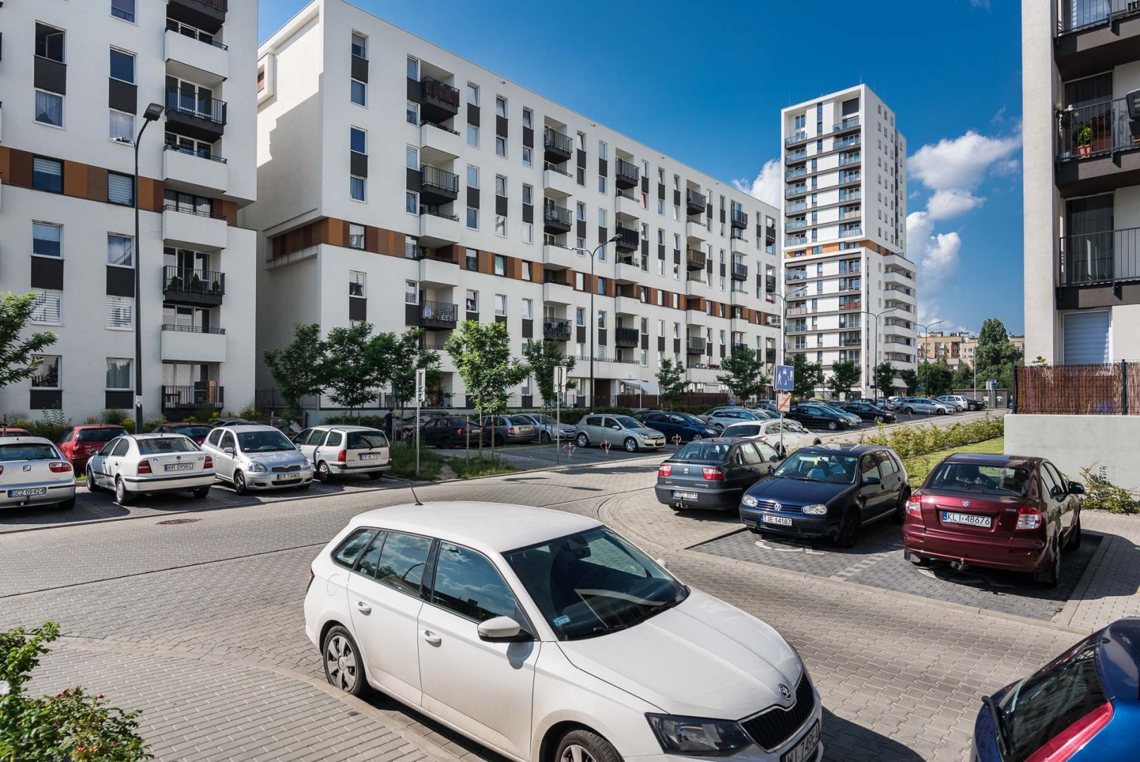 FOR RENT!! SPACIOUS STUDIO WITH A GARDEN Additionally, a parking space included / AVIA / CZYŻYNY - Квартира - Оренда - Kraków, Nowa Huta / Czyżyny