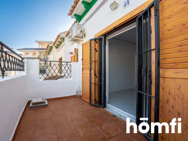 Costa Blanca | Torrevieja: 39m² one-bedroom apartment close to the La Mata beach - Apartment - Sale - Hiszpania, Costa Blanca - Torrevieja