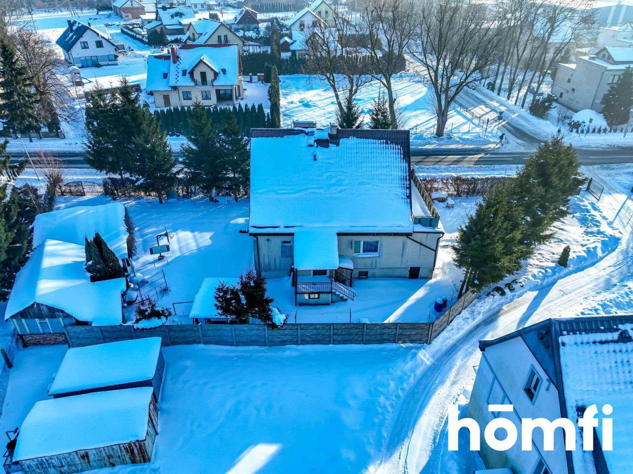 House in Nowy Dwór Gdański, 4 apartments, 240 m² - Дім - Продаж - Nowodworski, Nowy Dwór Gdański