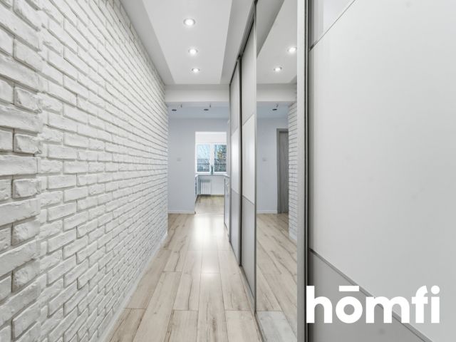 3 Rooms | 2nd Floor | After Renovation - Apartment - Sale - Bielsko-Biała, Komorowice Krakowskie