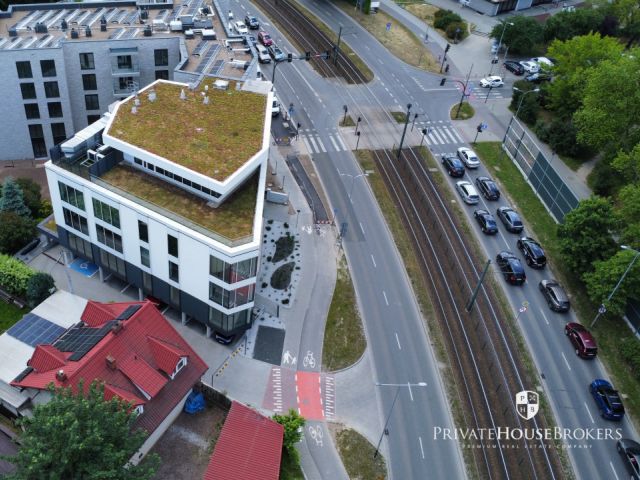 A unique space for your business - an intimate office building at al. John Paul - Commercial premises - Rent - Kraków, Nowa Huta / Czyżyny